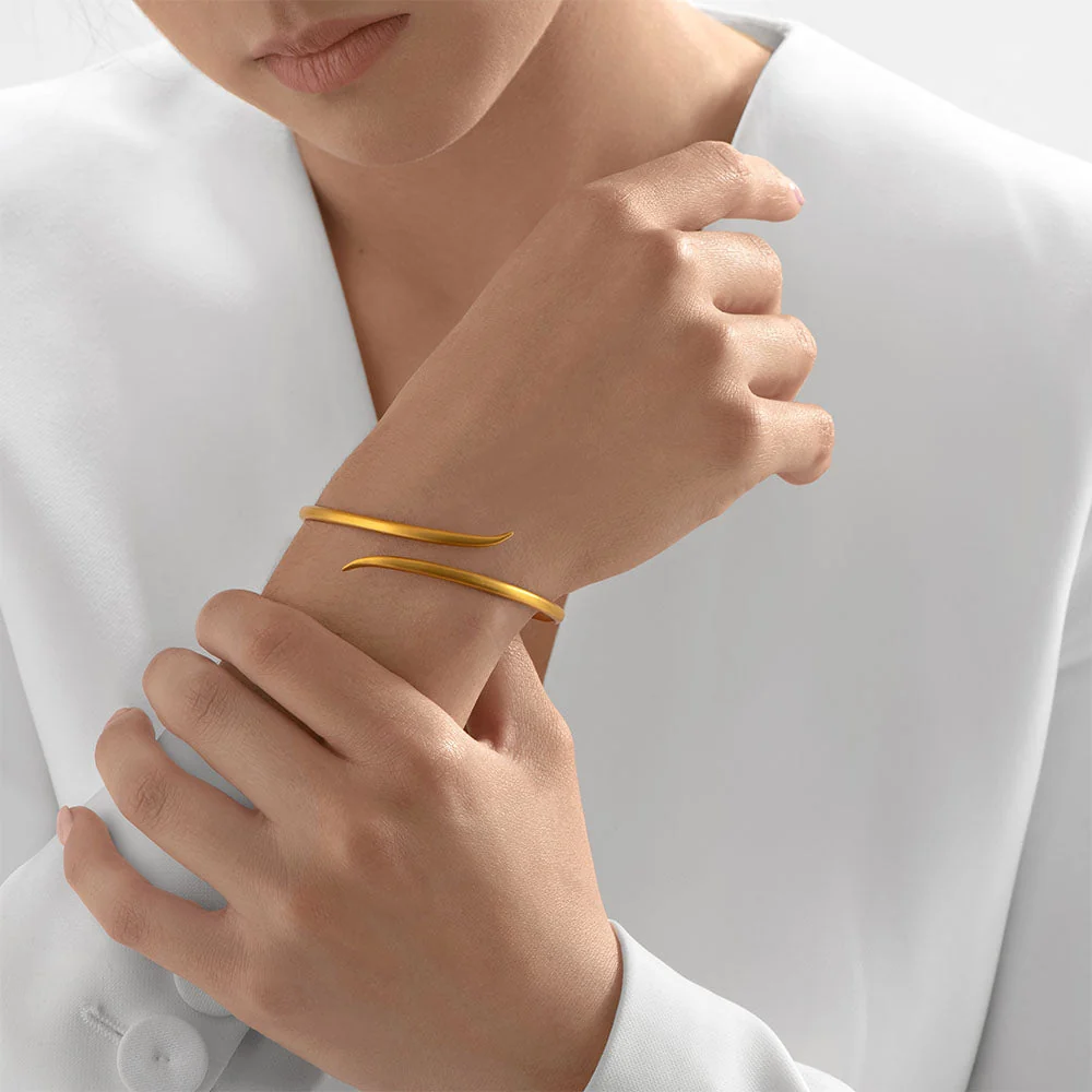 24Kt Gold Slender Arrow Bangle - Image 3