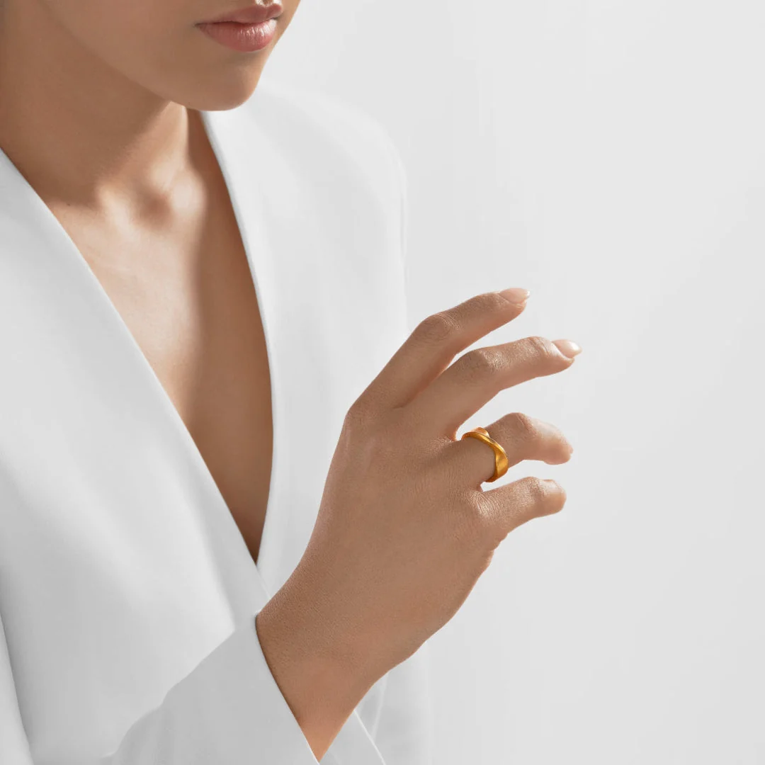 24Kt Gold Modern Tension Ring - Image 4