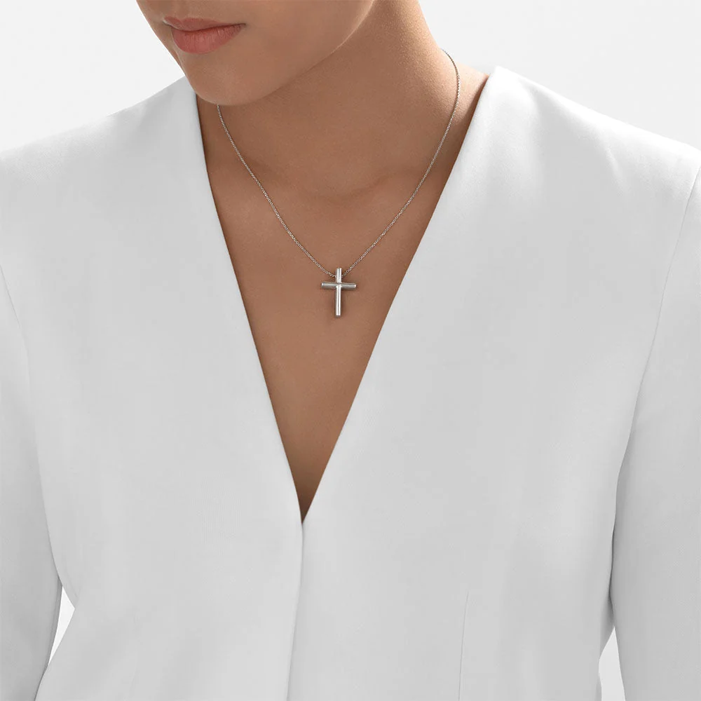 24Kt Platinum Classic Cross Pendant - Image 3